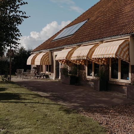 Camping De Tulpenweide Lege Kampeerplaats, Lege Plaats Op Het Gras Zonder Bed Breezand Zewnętrze zdjęcie