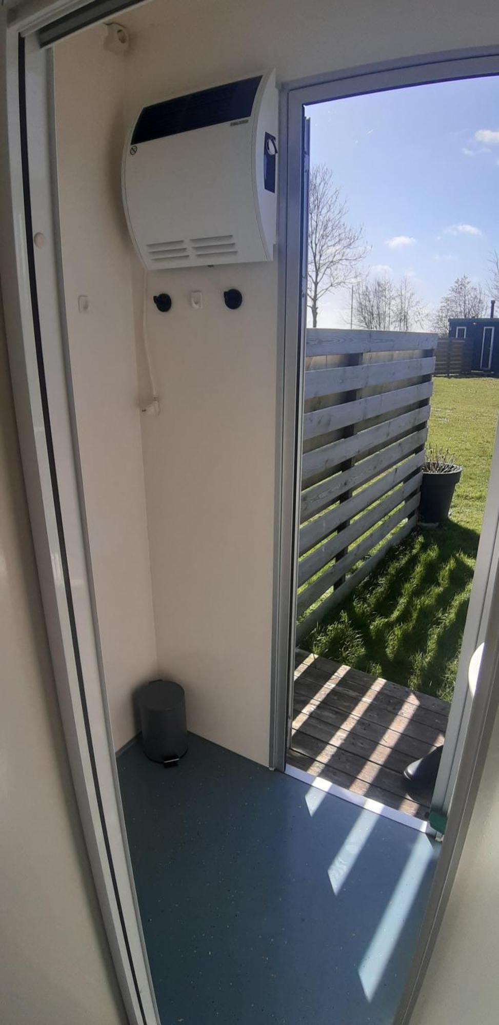 Camping De Tulpenweide Lege Kampeerplaats, Lege Plaats Op Het Gras Zonder Bed Breezand Zewnętrze zdjęcie